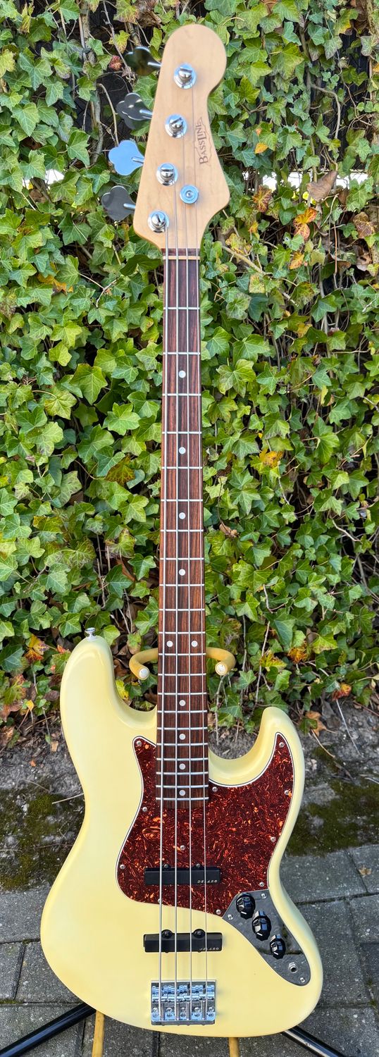 BassLine Incognito IV Jazz Bass