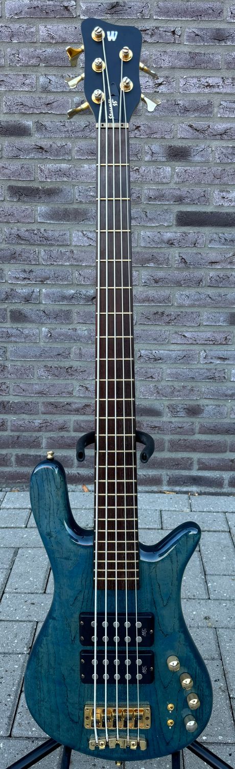 Warwick Streamer $$ 5