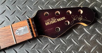 1991 Music Man USA John Petrucci Signature neck