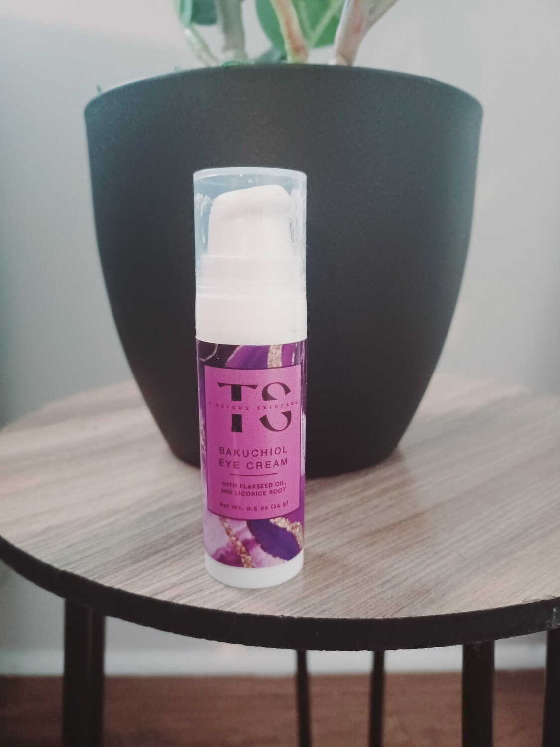 LICORICE ROOT EYE CREAM