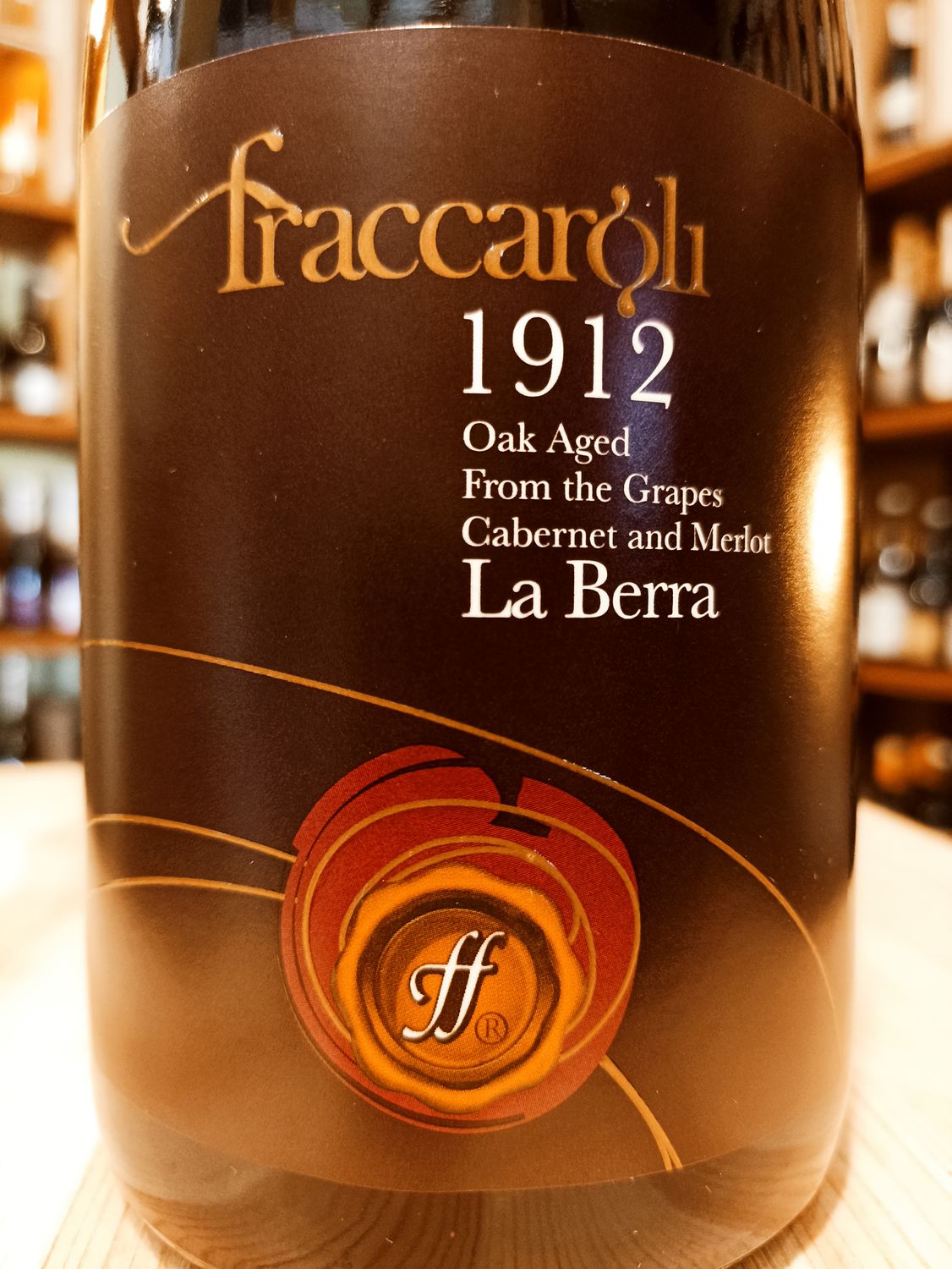 Garda Rosso I.g.t. La Berra - Cabernet Sauvignon e Merlot - Az. Vit. Fraccaroli 1912 - Peschiera del Garda - (VR) 0,75 L