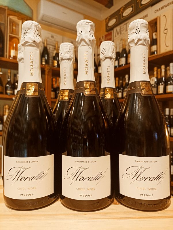 V.S.Q. Metodo Classico Pas Dosè Blanc de Noirs - Moratti - Castello di Cigognola (PV) - 0,75 x 6 bottiglie