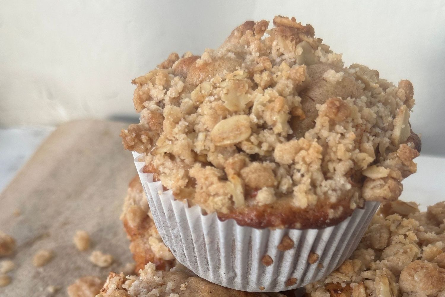 APPLE CRUMBLE MUFFINS (QTY 12)