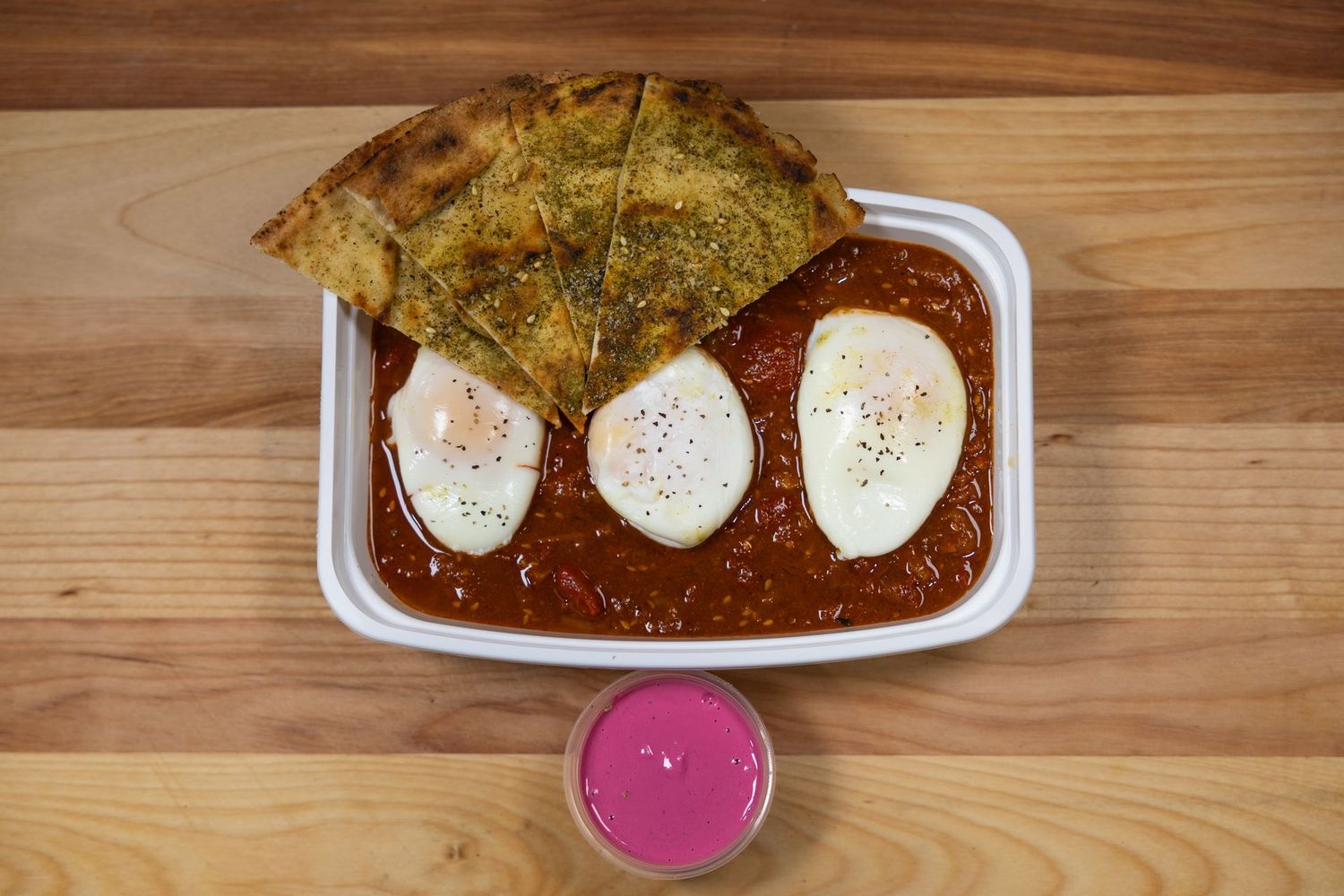 CHARRED TOMATO AND PEPPER SHAKSHUKA (DF) (GF without pita)