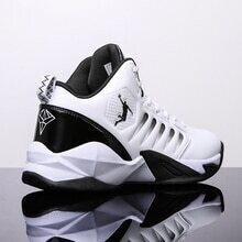 basket ball shoes