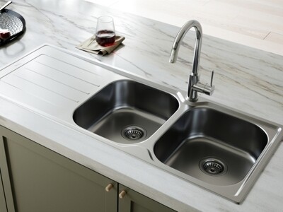 Sinks &amp; Tubs