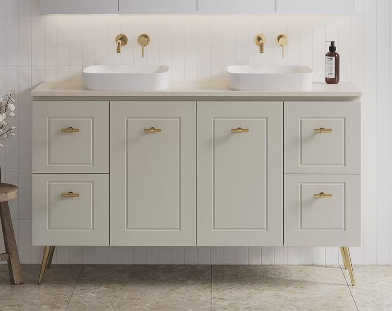 Nevada Classic Vanity - On Legs