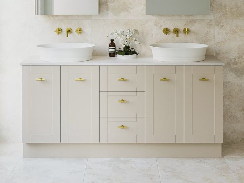 Victoria Vanity - Floor Standing