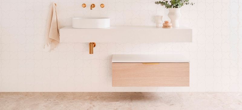 Gino Cassetto Wall Hung Ensemble