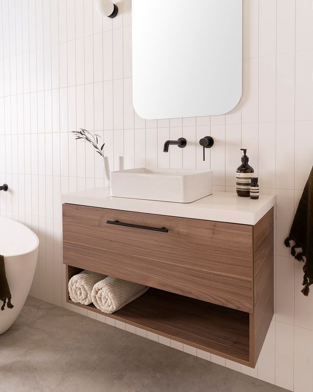 Glacier Wall Hung Ensuite, Shelf Vanity - Slim