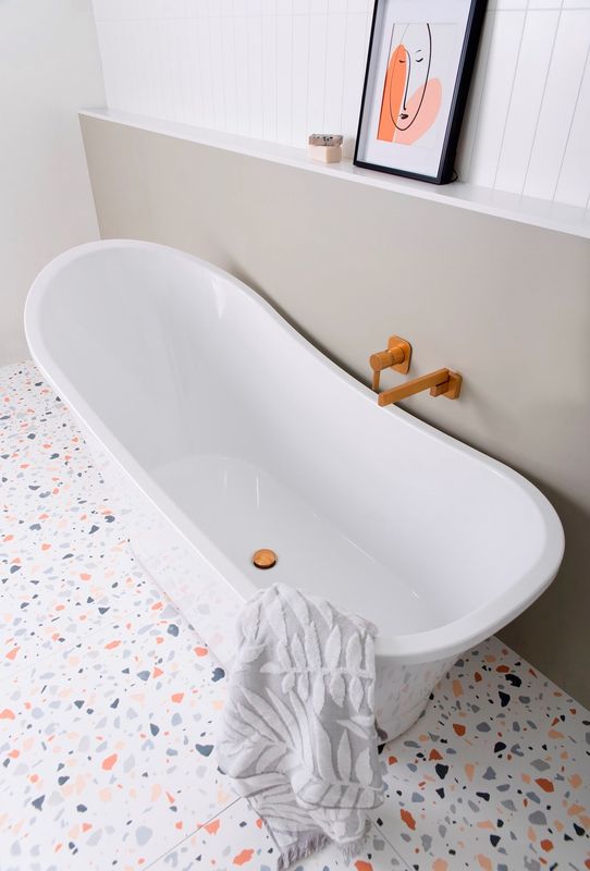 Placido Bath