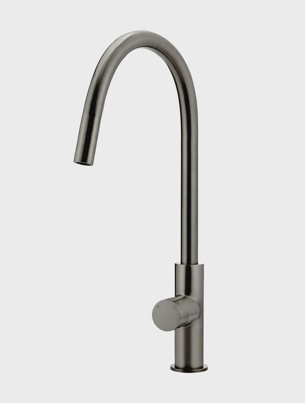 Round Pinless Piccola Pull Out Kitchen Mixer Tap