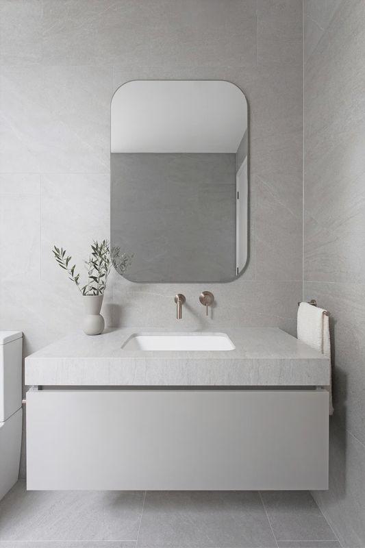 Round Guest Towel Rail