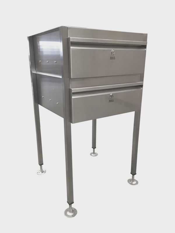2 Stack drawer with locks