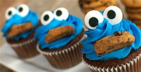 1 Single Signature Gourmet Cupcake - Cookie Monster