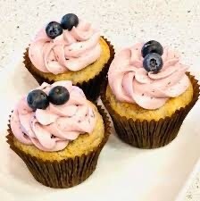 1 Dozen Specialty Gourmet Cupcakes - BlueBerry 1 Dozen Specialty Gourmet Cupcakes - BlueBerry