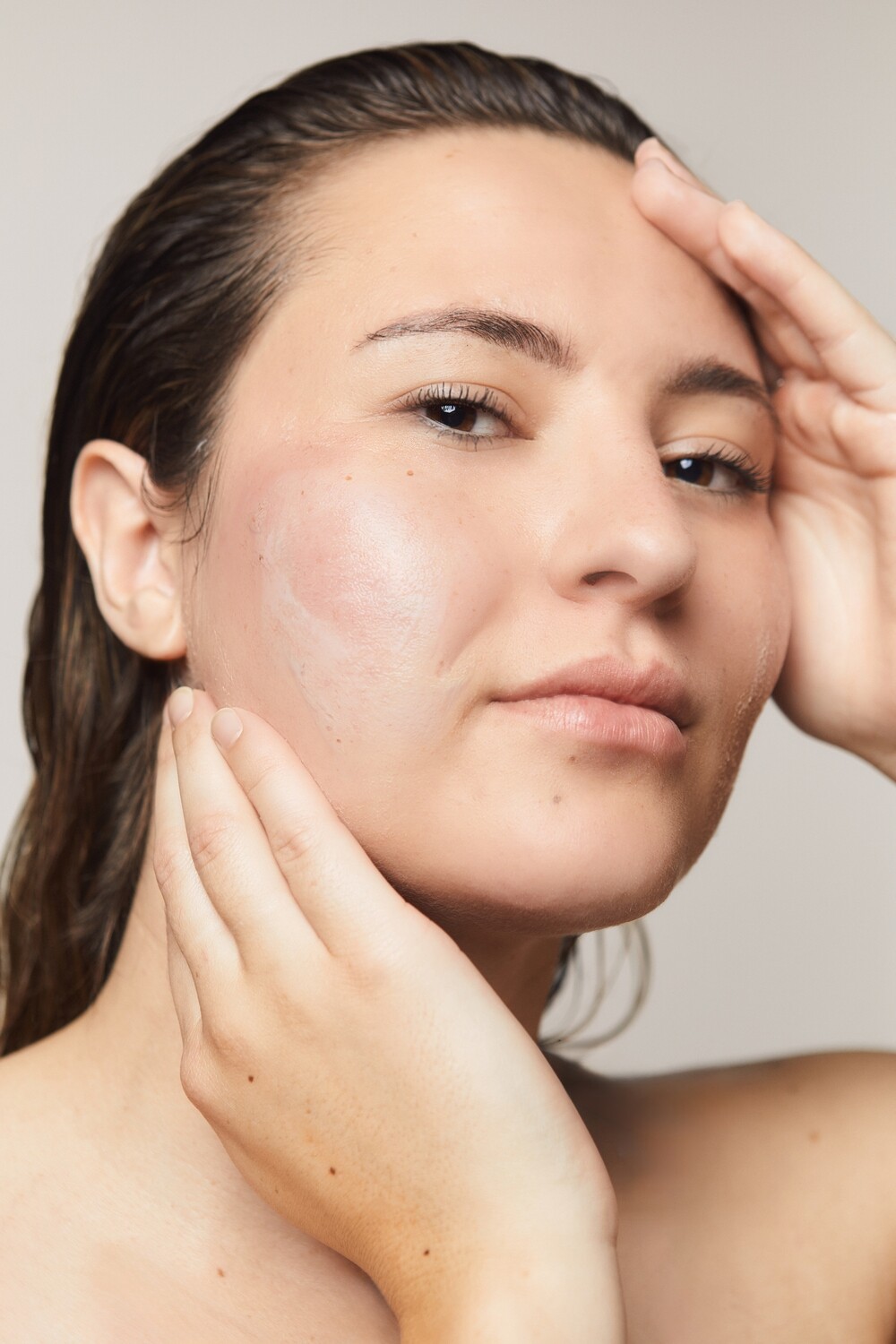Facial Cleanser with Mānuka Honey, Kūmarahou Extract &amp; Vetiver Oil  |  100ml