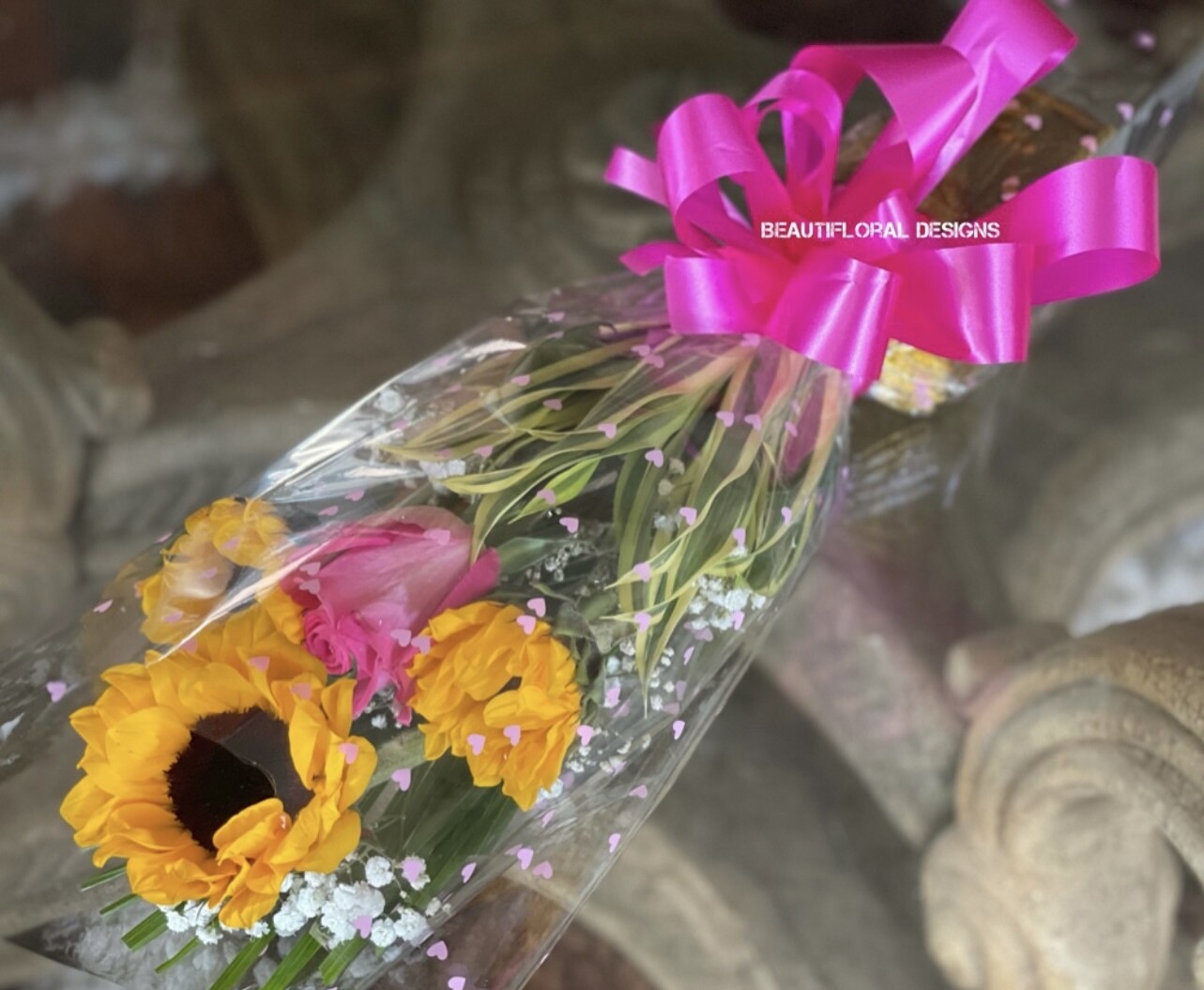 Sunflowers &amp; rose Bouquet
