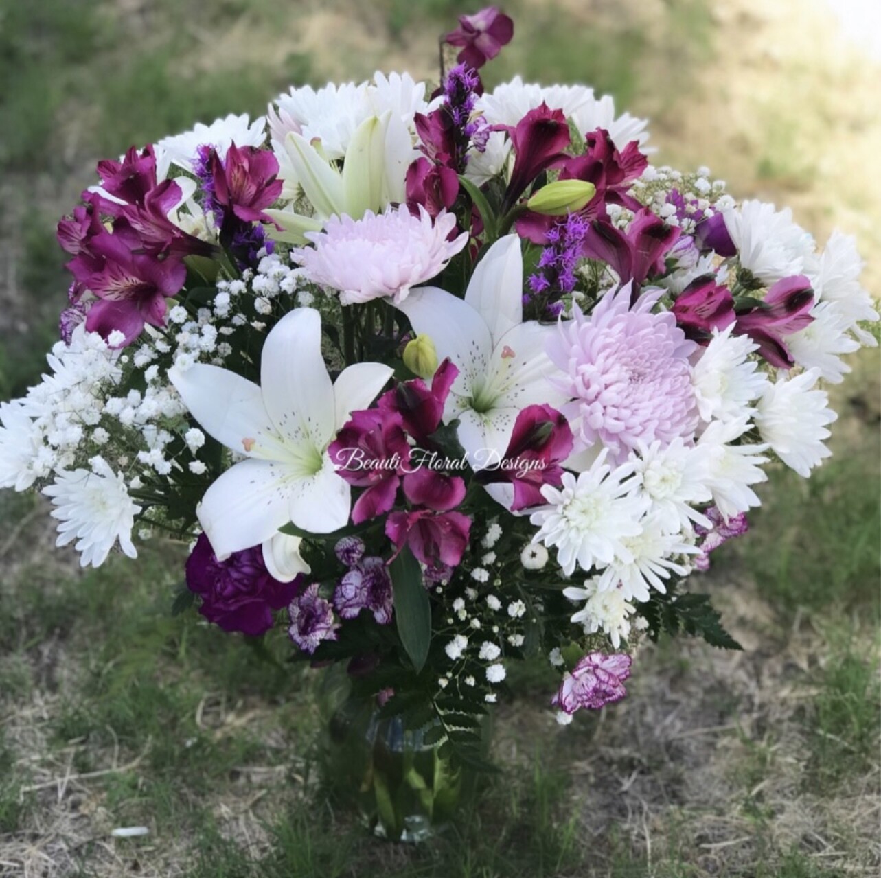 Assorted vase arrangement- large
