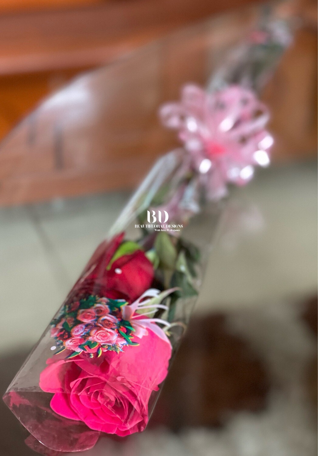 2 roses in a sleeve (plain)