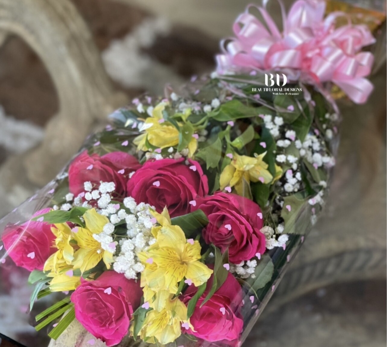 Roses &amp; alstroemerias bouquet