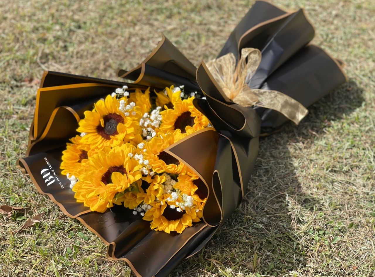 15 Sunflowers bouquet