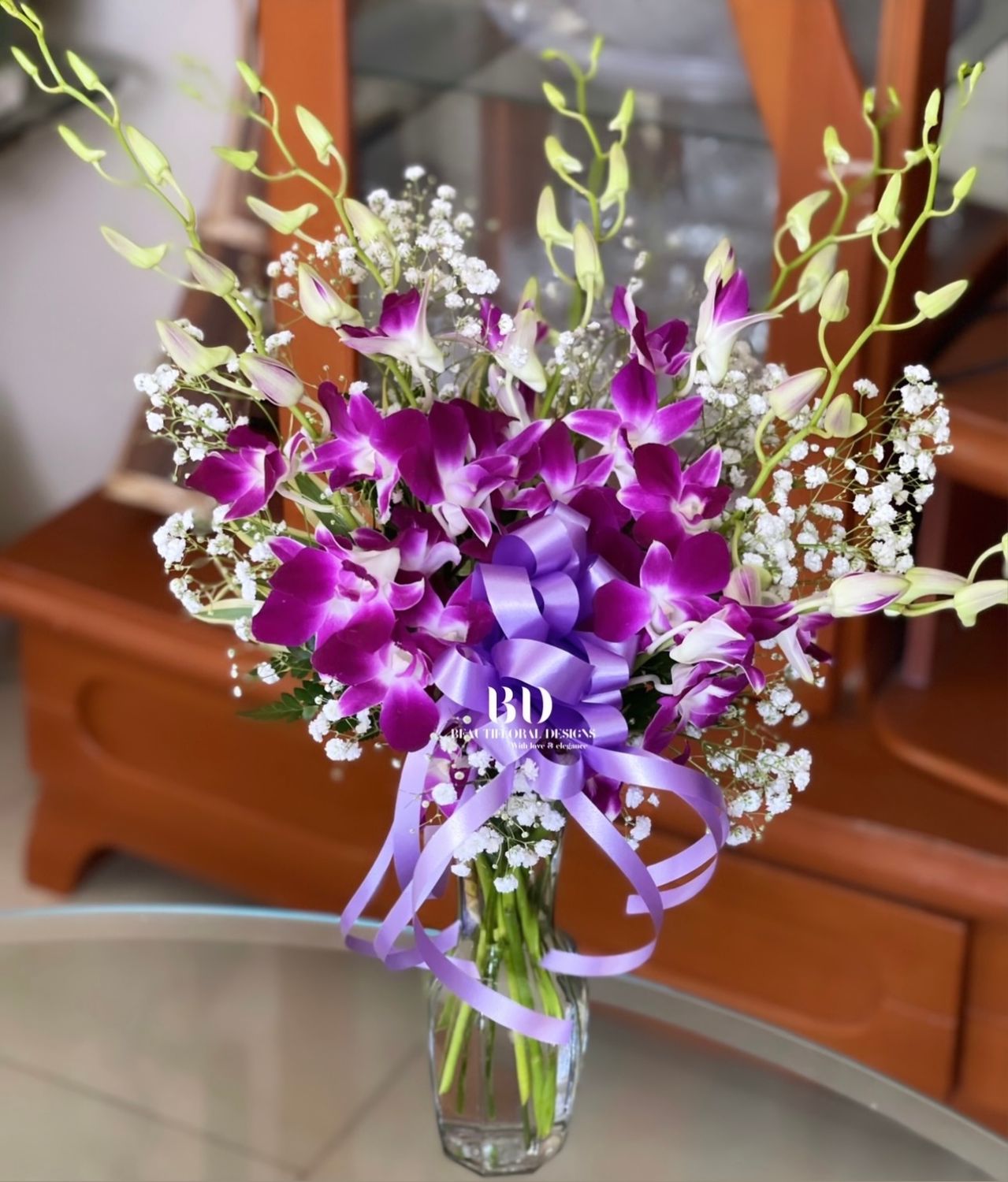 6 Orchids in a vase