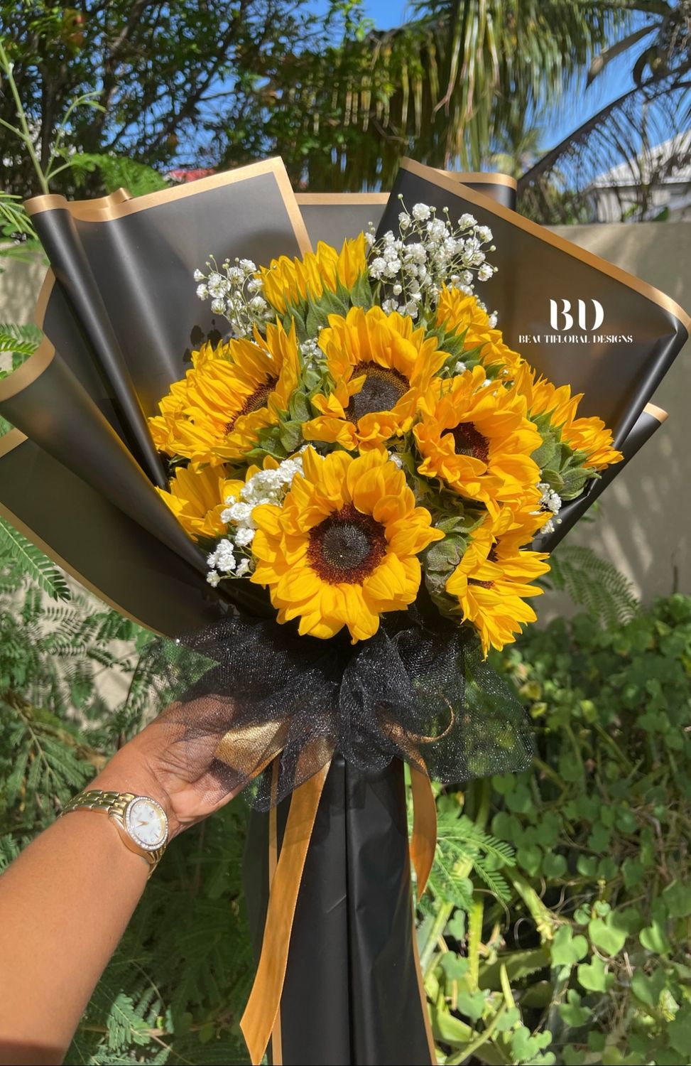 Sunflower bouquet