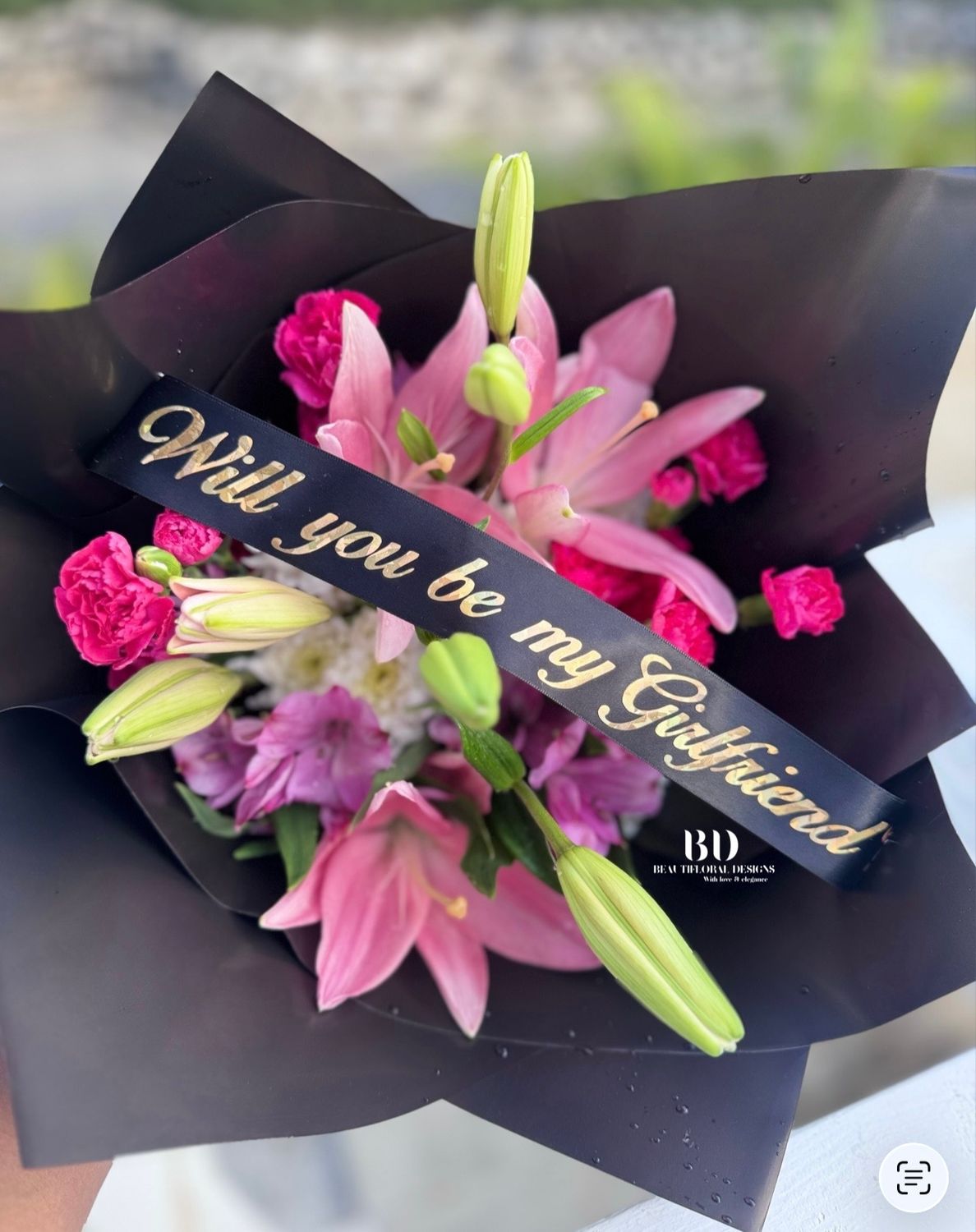 Girlfriend proposal bouquet