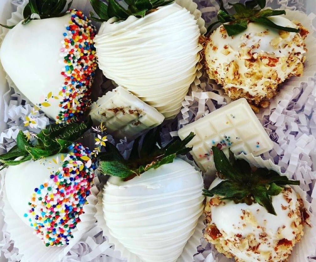 White Chocolate Strawberries (6)