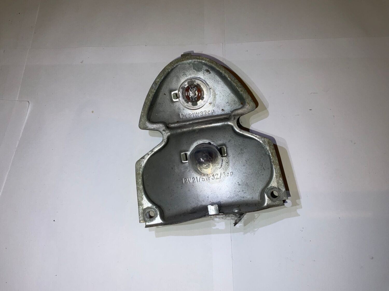 Tail light bulb holder Tombstone