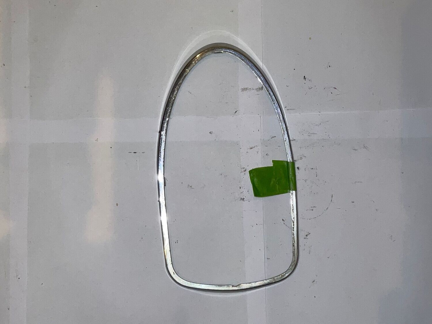 Tombstone Aluminium Trim  111945117A
