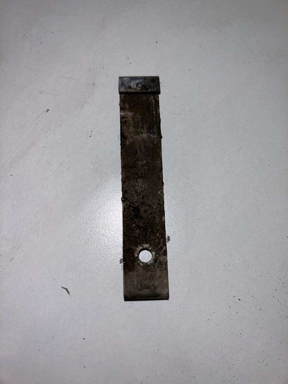 Under Seat Catch