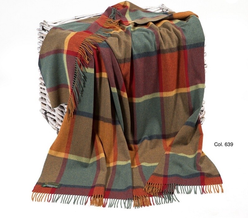 100 Lambswool Throws