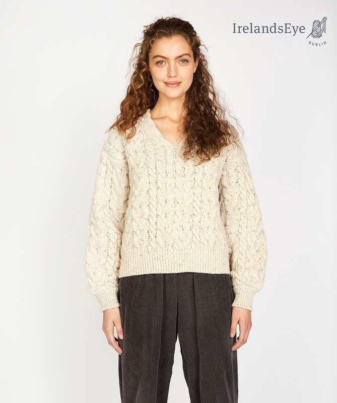 Hapenny Horseshoe Sweater - Chalkstone
