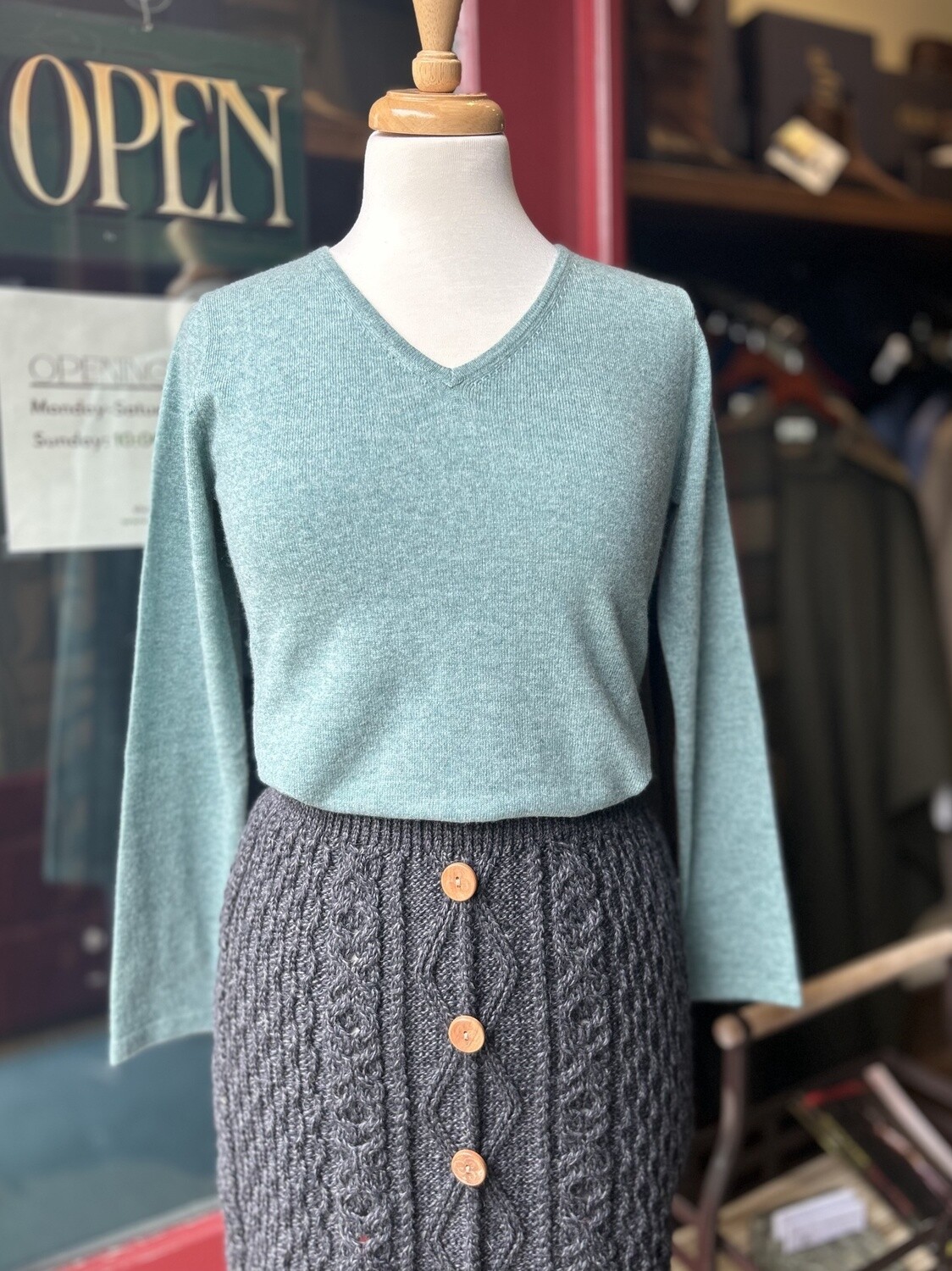 V-Neck Sweater-Wool/Cashmere Mix, Colour: Loch Levin, Size: 10(36)