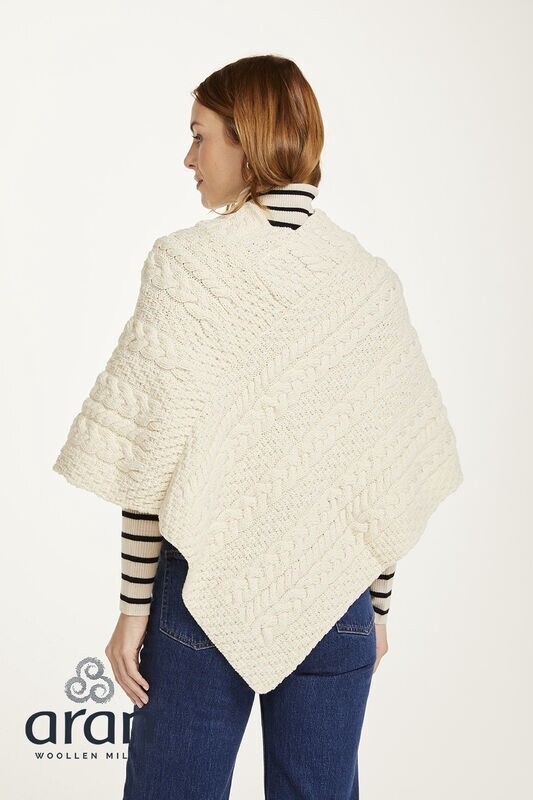 Cable Knit Poncho w/ buttons - Natural