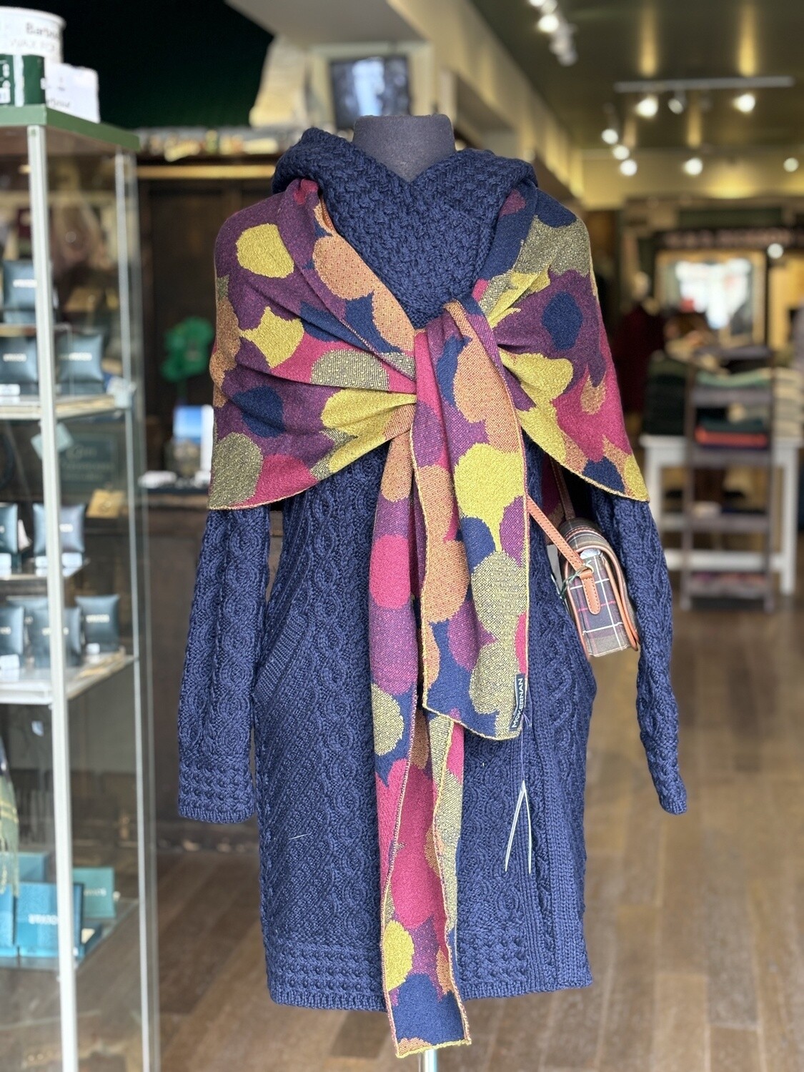 Flamenco - Knitted Shawl - Gilded Muse