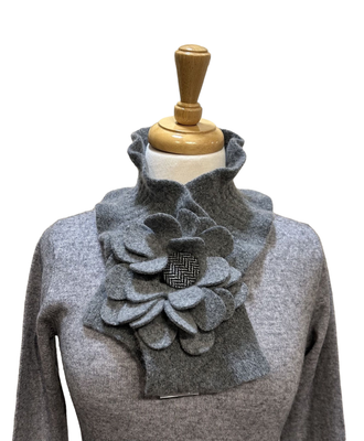 Floral Collar Scarf - Grey