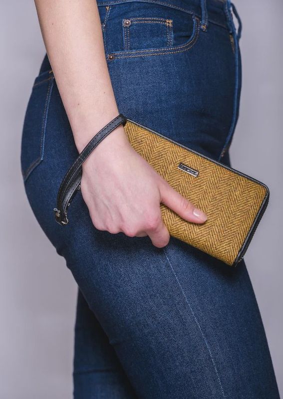 Tweed Wallet - Mustard