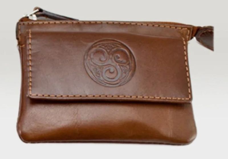 Aisling - Wallet
