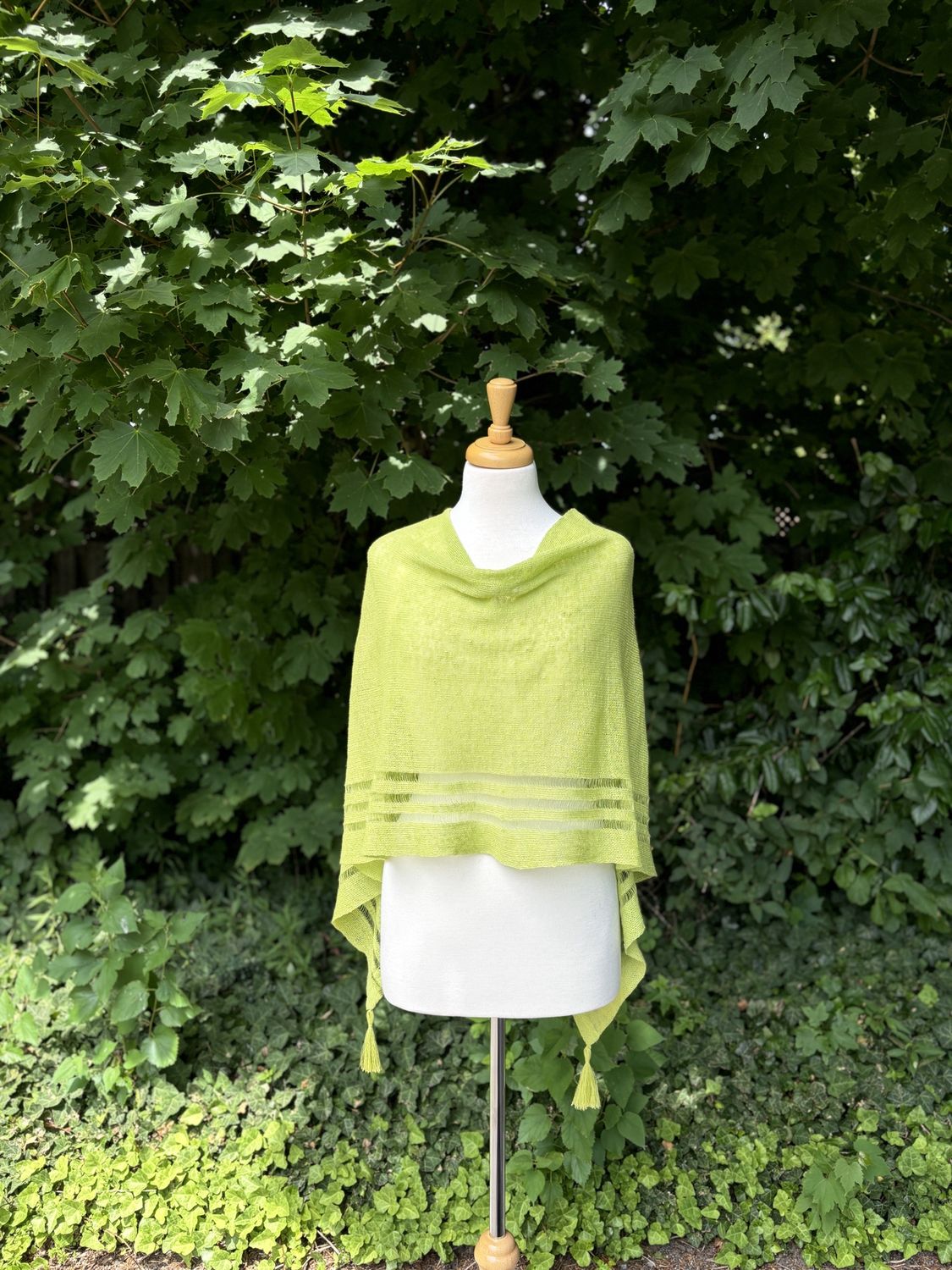 100% Linen Poncho - Light Green