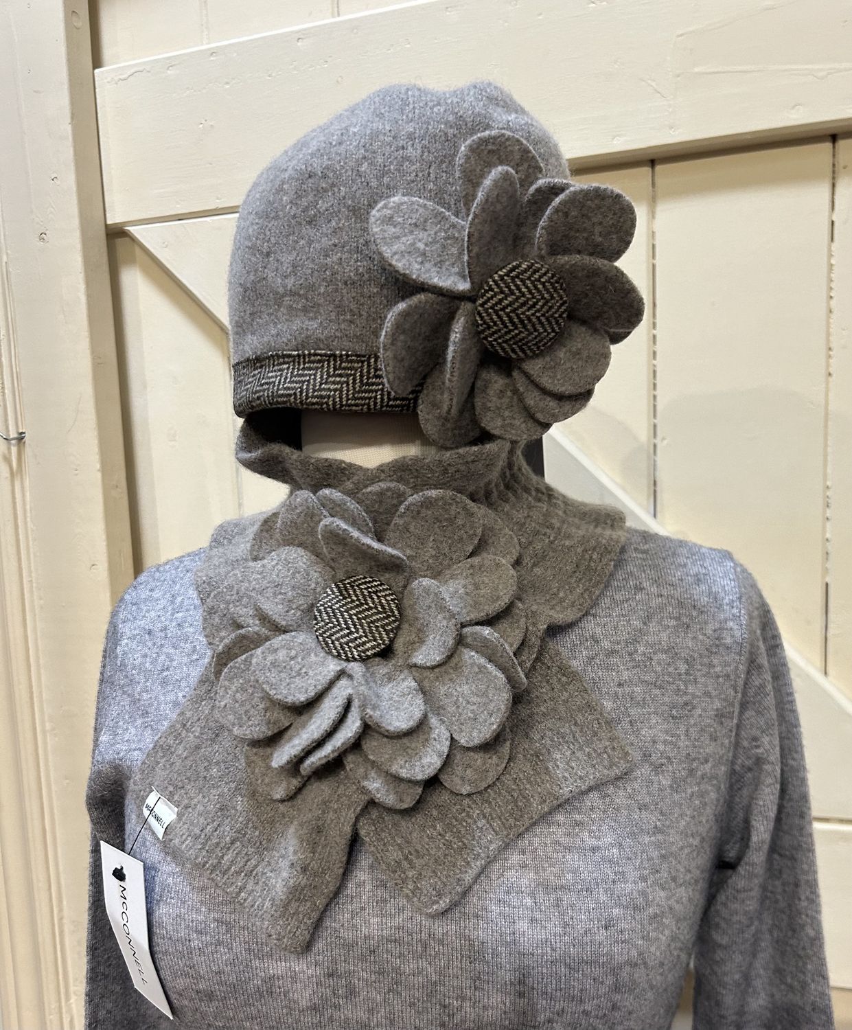 Floral Beanie - Taupe