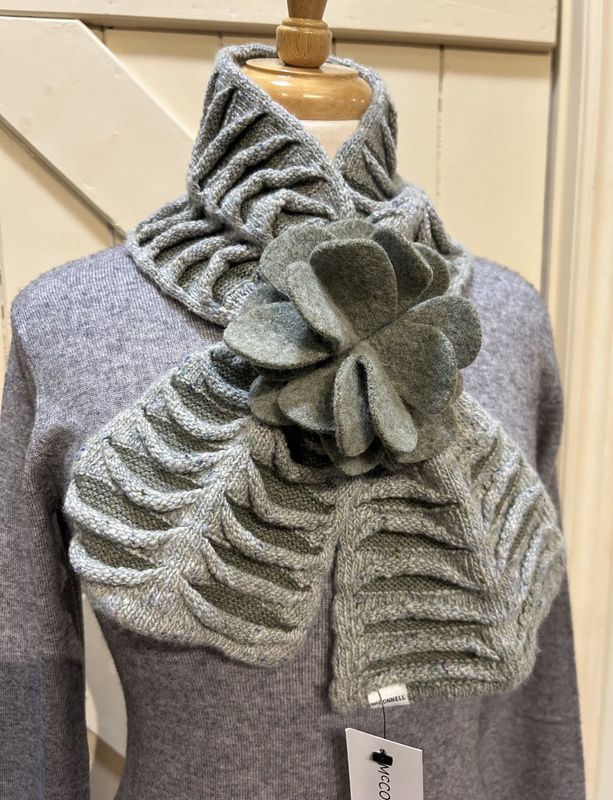 Kilcarra Floral Scarf - Spearmint
