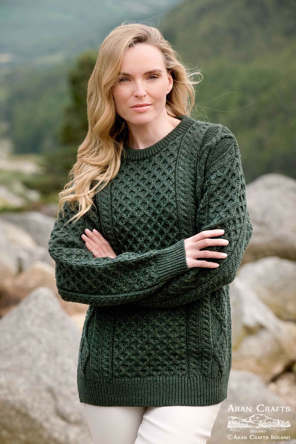 Unisex Kilronan Supersoft Merino Crew Neck Sweater - Army Green