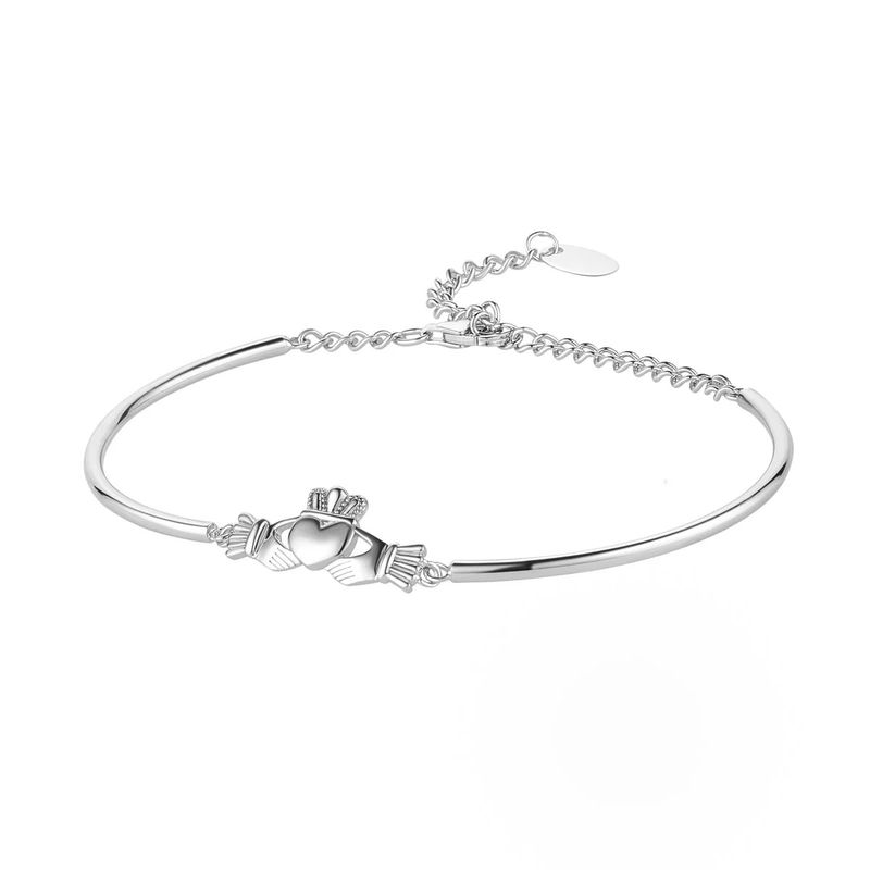 Fine Claddagh Bangle