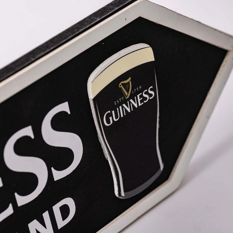 Guinness - Wooden Roadsign - Pint