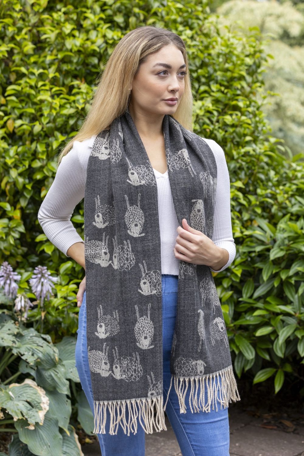 Luxury Sheep Scarf - Grey