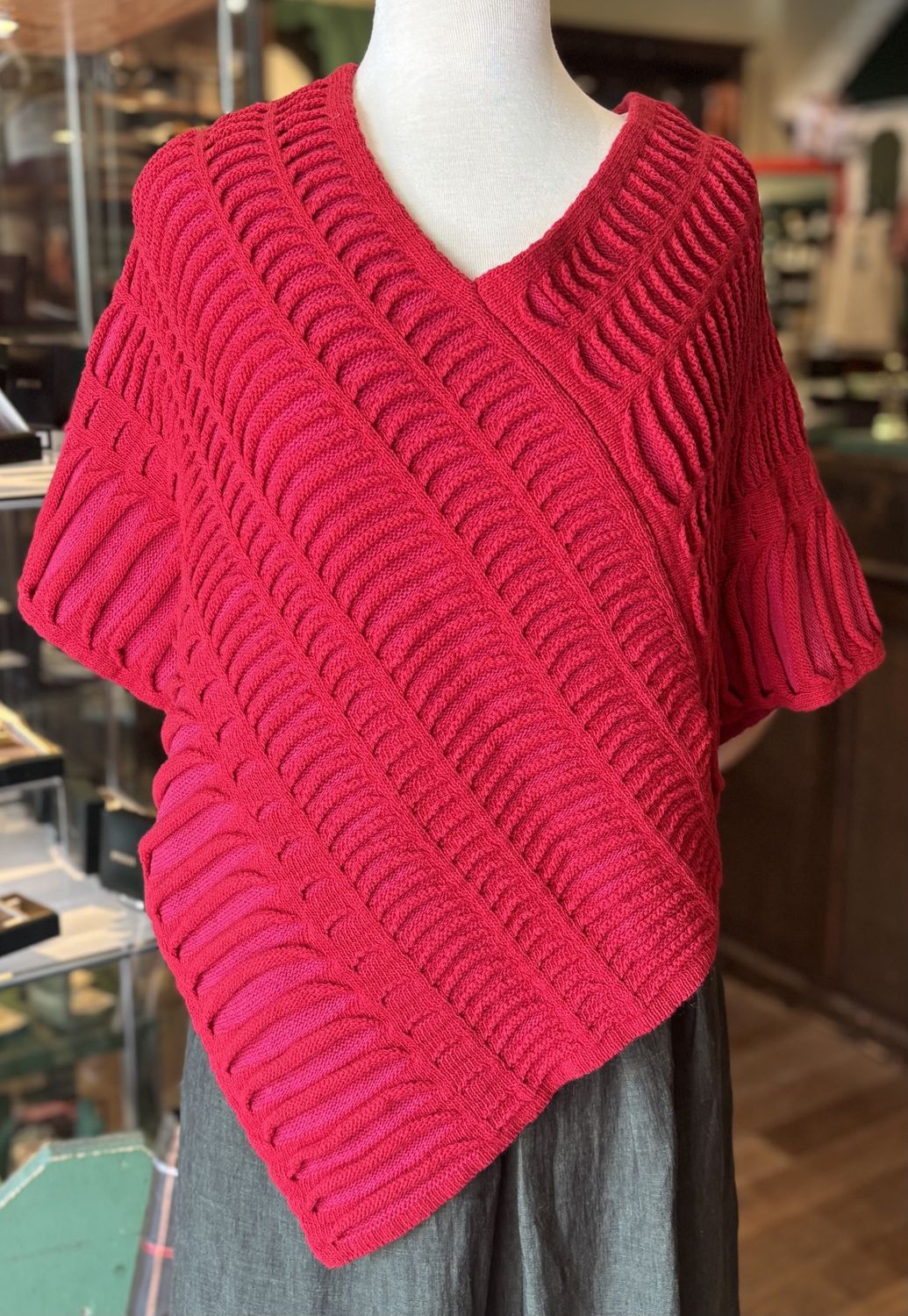 Atlantic Poncho - Cherry (X)