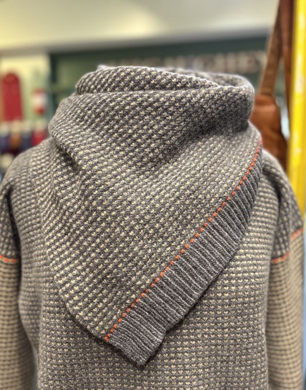 Triangle Scarf - Grey Sand